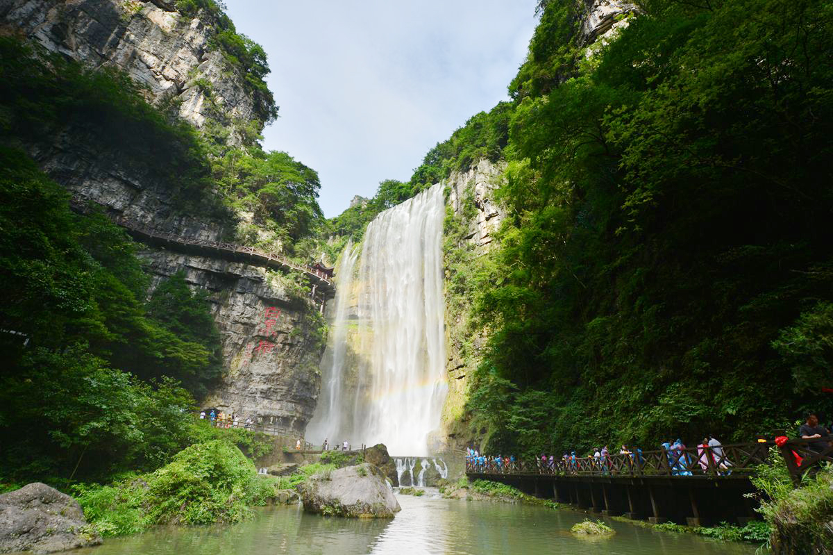 湖北第一、全國第四的三峽大瀑布