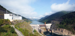 大朝山水電站廠房橋機、尾水臺車控制系統(tǒng)電氣設備順利驗收出廠